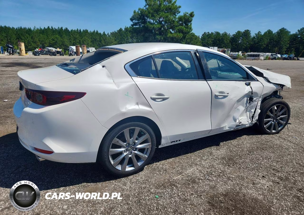 2026 Mazda 3 Preferred VIN:JM1BPACL3T1862627 - 3