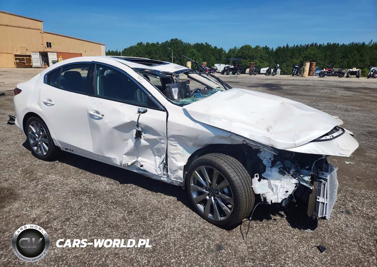 2026 Mazda 3 Preferred VIN:JM1BPACL3T1862627 - 4
