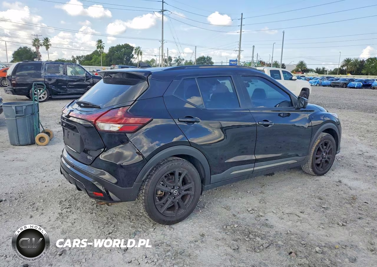 2021 Nissan Kicks Sr VIN:3N1CP5DV9ML495869 - 3