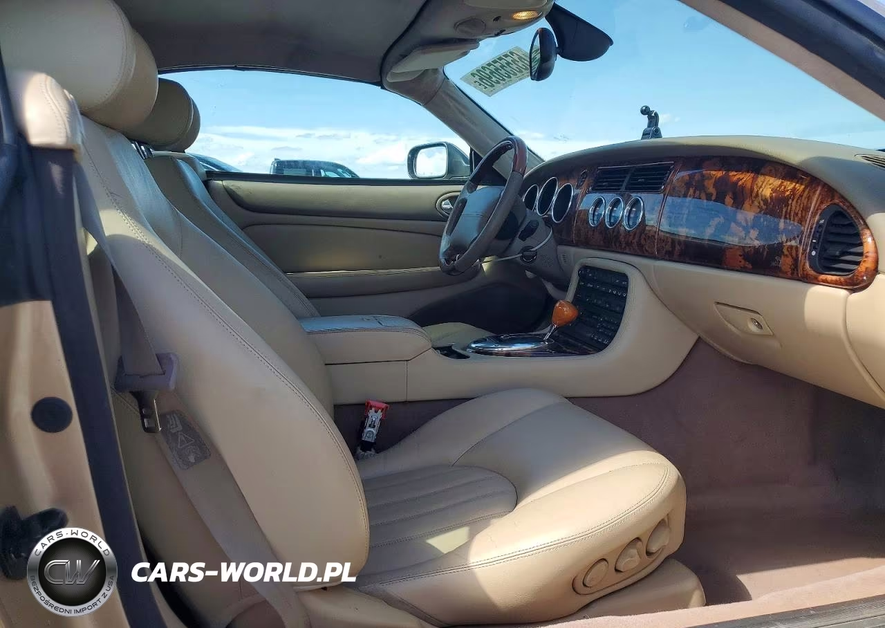 2004 Jaguar Xk8 VIN:SAJDA42CX42A39576 - 10
