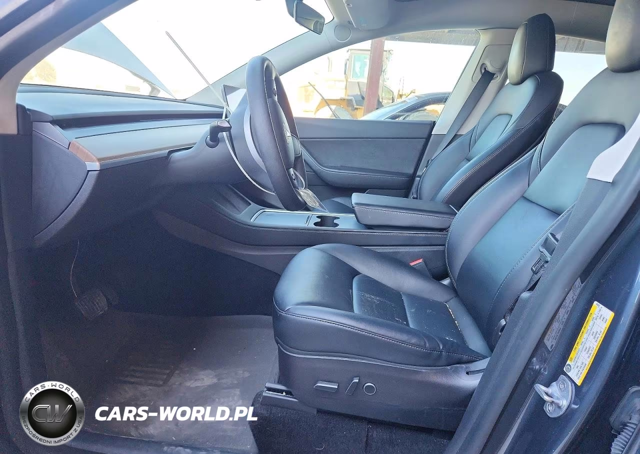 2022 Tesla Model Y VIN:7SAYGDEE3NF439697 - 7