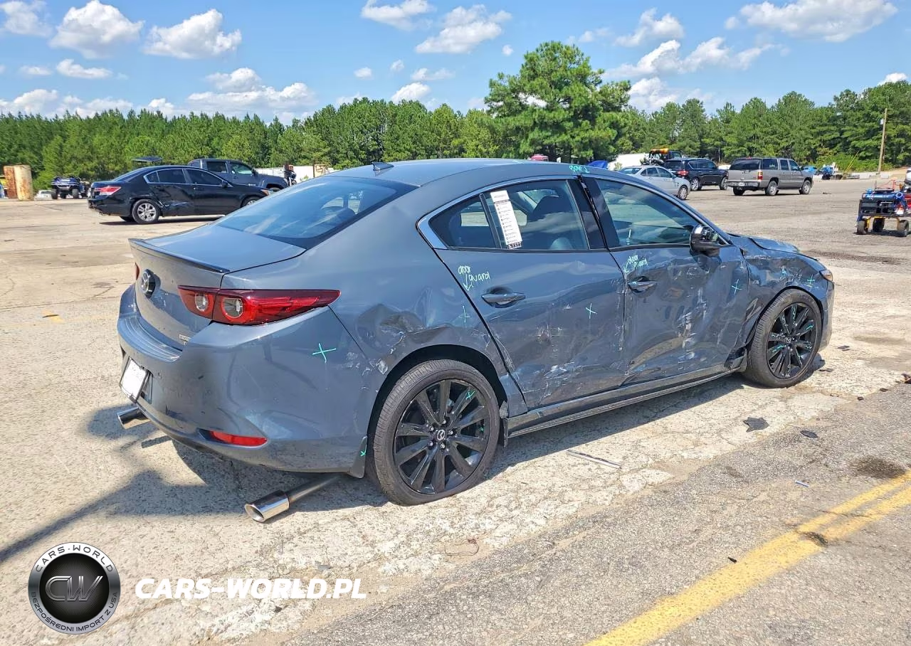 2026 Mazda 3 Premium Plus VIN:JM1BPBEY5T1860232 - 3
