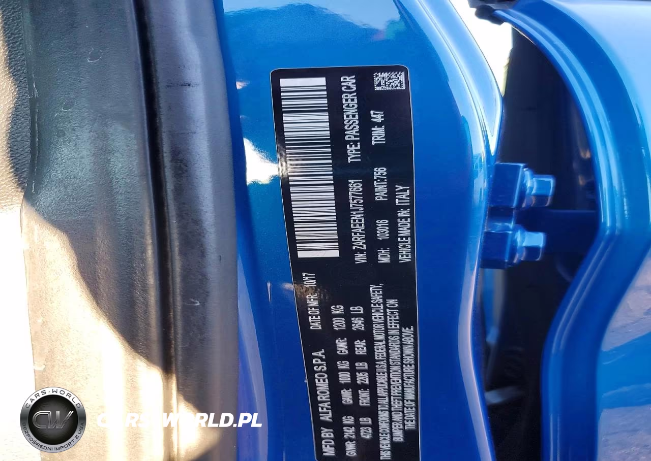 2018 Alfa Romeo Giulia Ti Q4 VIN:ZARFAEEN1J7577661 - 12