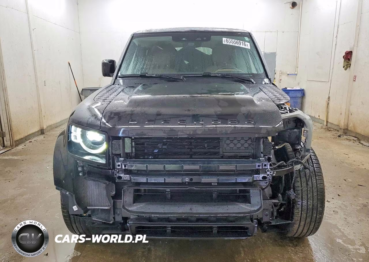 2025 Land Rover Defender 110 S VIN:SALEJ7EX0S2357101 - 5