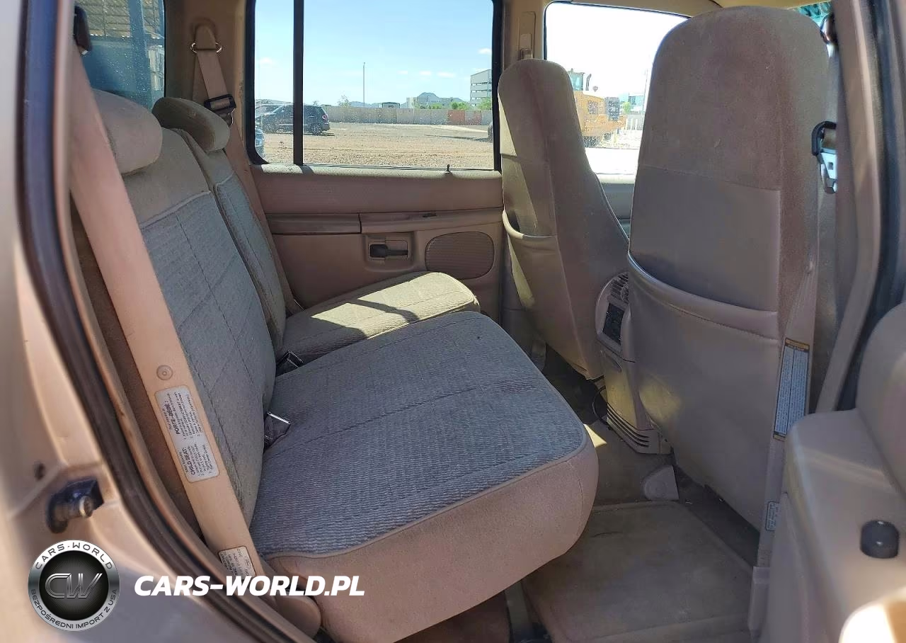 1997 Ford Explorer VIN:1FMDU35P1VZB89737 - 11