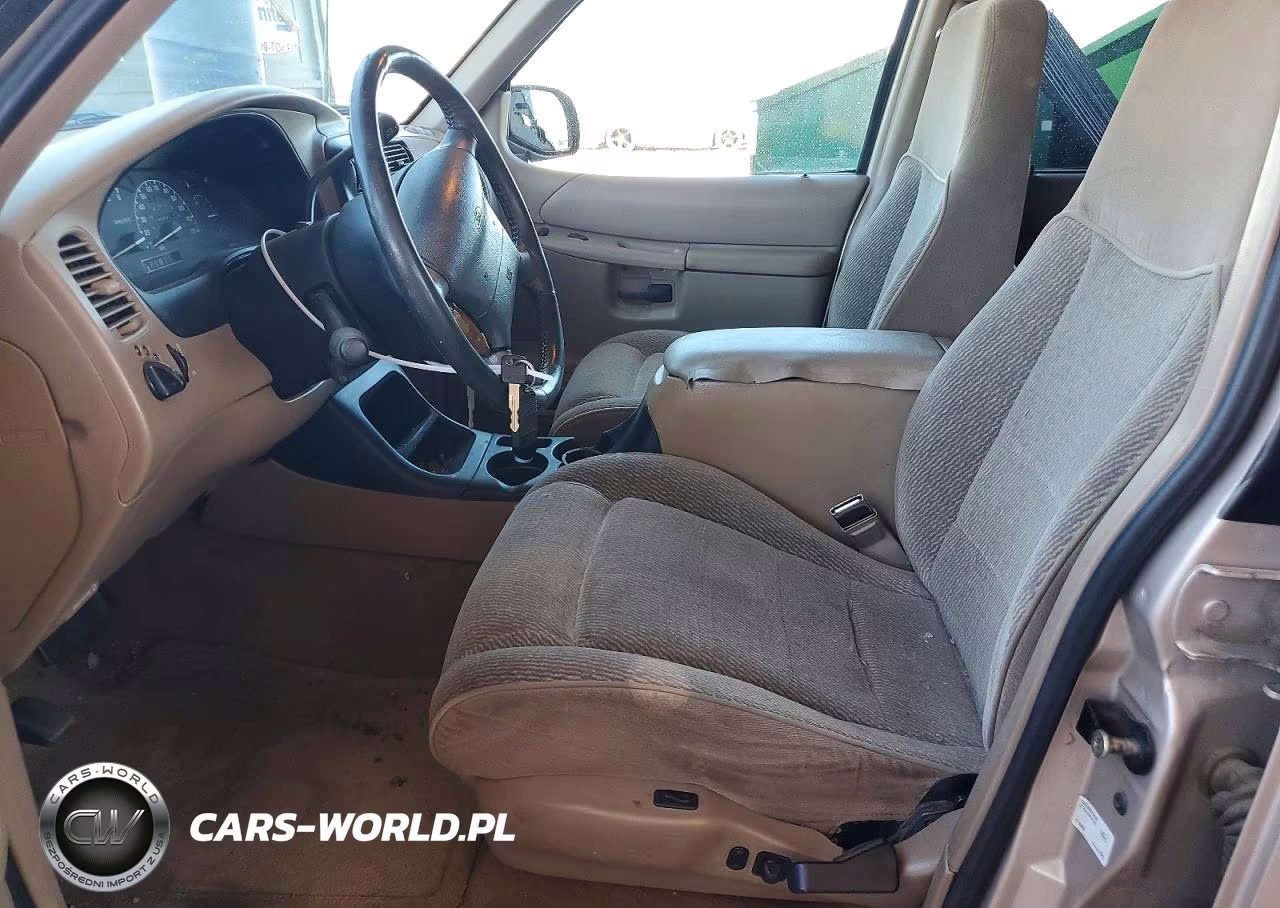 1997 Ford Explorer VIN:1FMDU35P1VZB89737 - 7