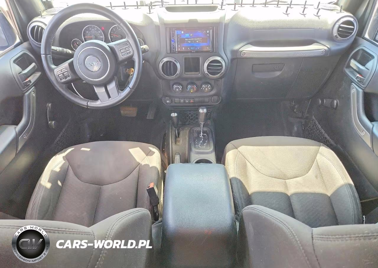 2017 Jeep Wrangler Unlimited Sport VIN:1C4BJWDG8HL553456 - 8