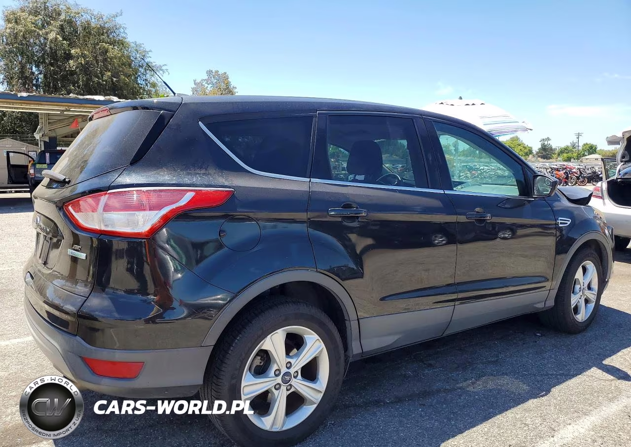 2015 Ford Escape Se VIN:1FMCU0G91FUB64456 - 3