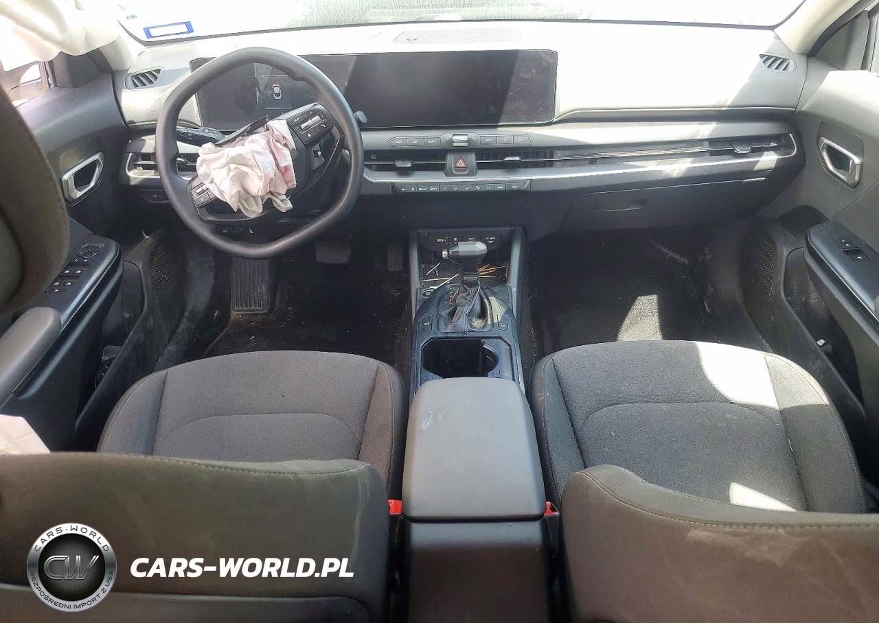 2025 Kia K4 Lx VIN:3KPFT4DE9SE132683 - 8