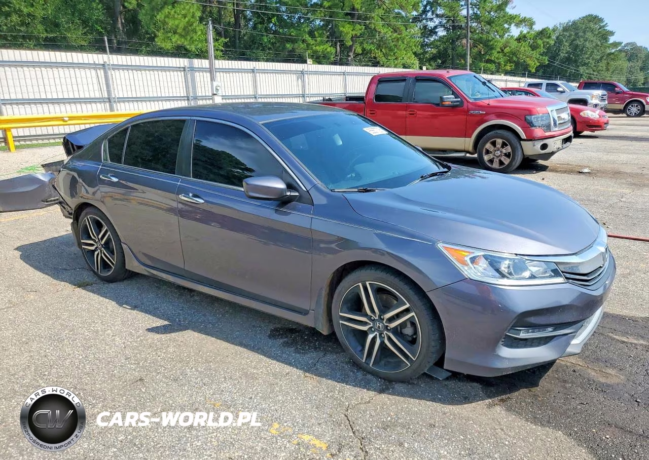 2017 Honda Accord Sport VIN:1HGCR2F51HA185474 - 4