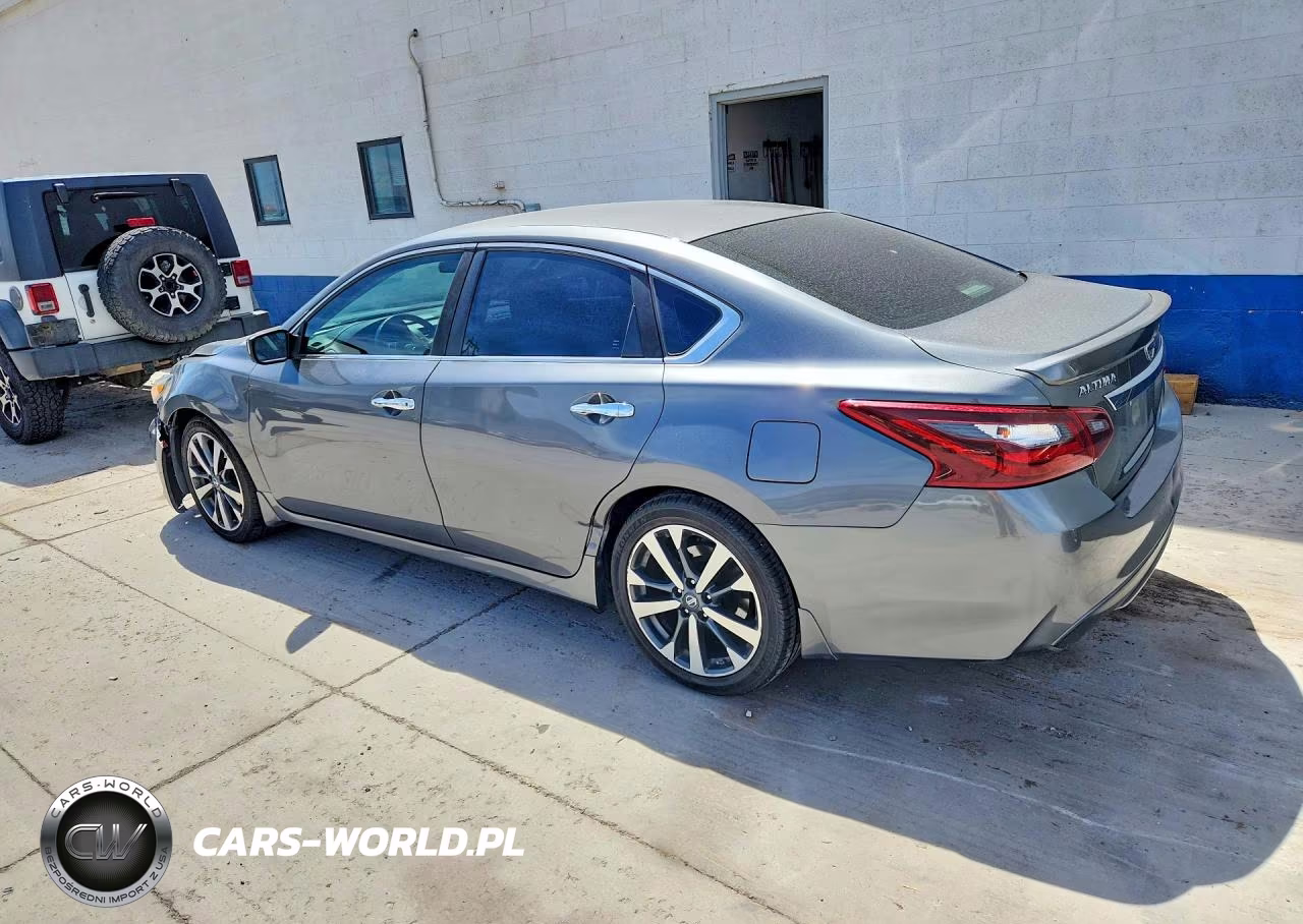 2017 Nissan Altima 2.5 Sr VIN:1N4AL3AP4HC133272 - 2