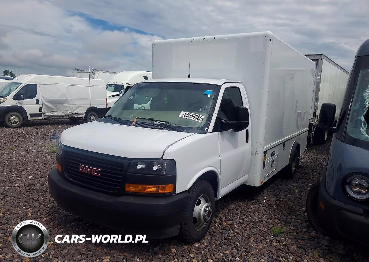 2018 GMC Savana Cutaway G4500 – zdjęcie 1 z 13