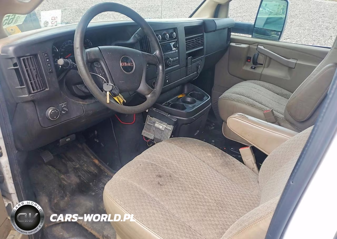 2018 GMC Savana Cutaway G4500 VIN:7GZ67UCG8JN000339 - 8