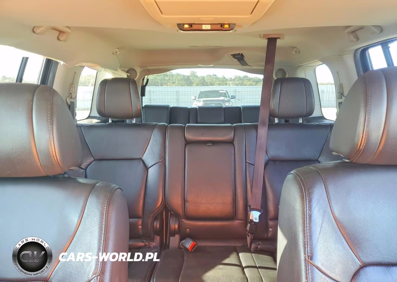2012 Honda Pilot Touring VIN:5FNYF3H95CB029862 - 10