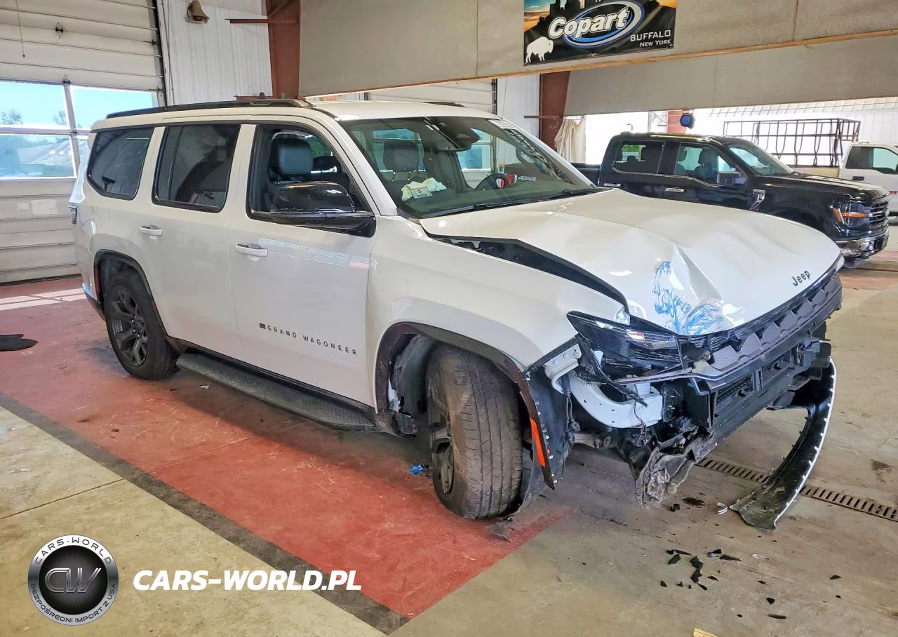 2026 Jeep Grand Wagoneer Limited VIN:1C4SJVBP1TS186122 - 4