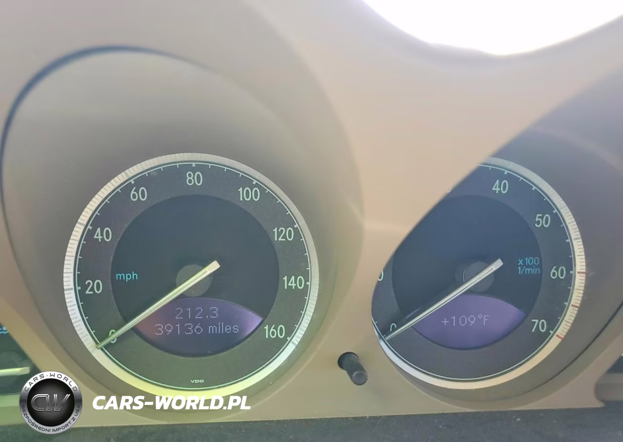 2004 Mercedes-Benz Sl 500 VIN:WDBSK75F94F066962 - 9