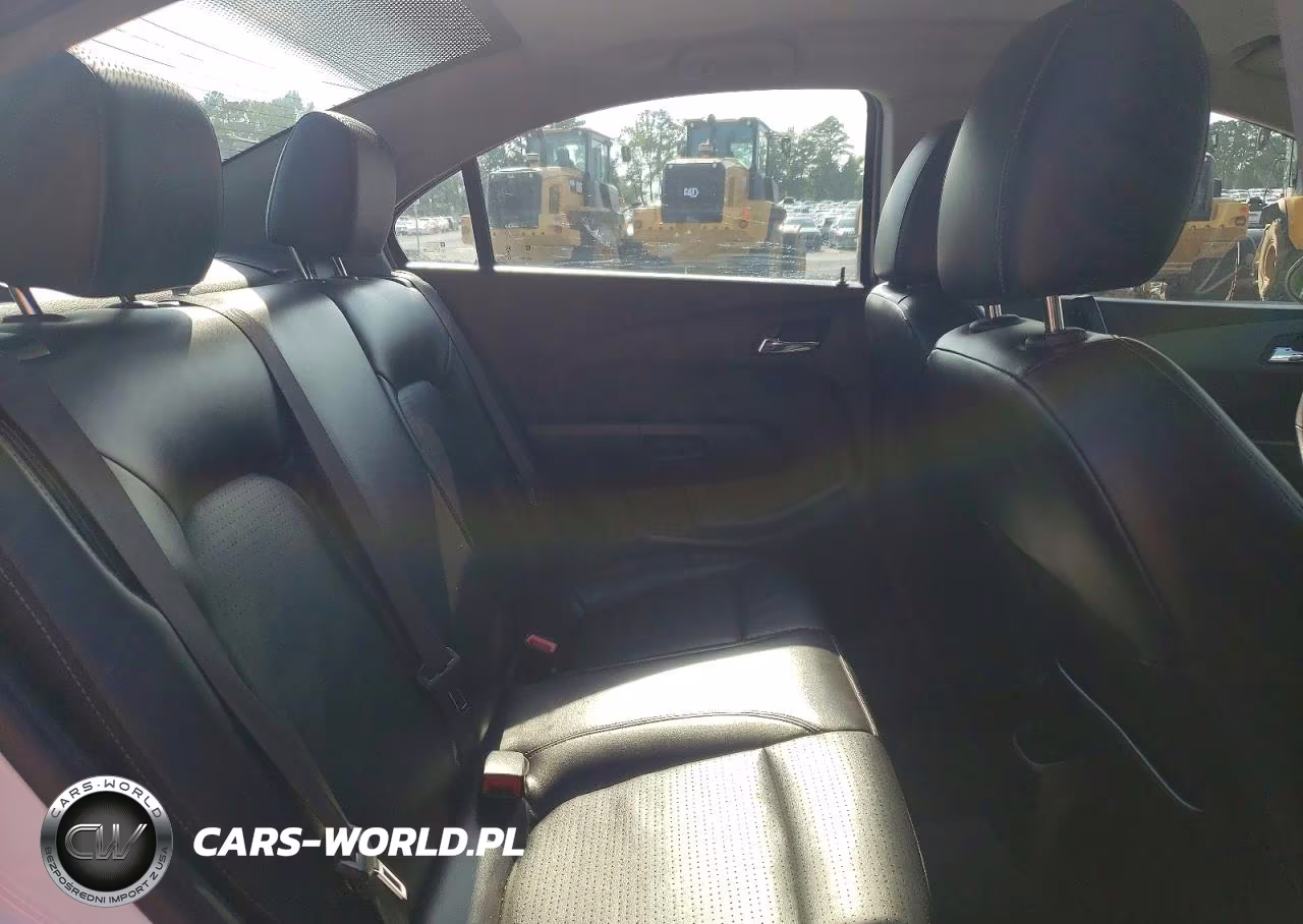 2018 Chevrolet Sonic Premier VIN:1G1JF5SB7J4141245 - 10