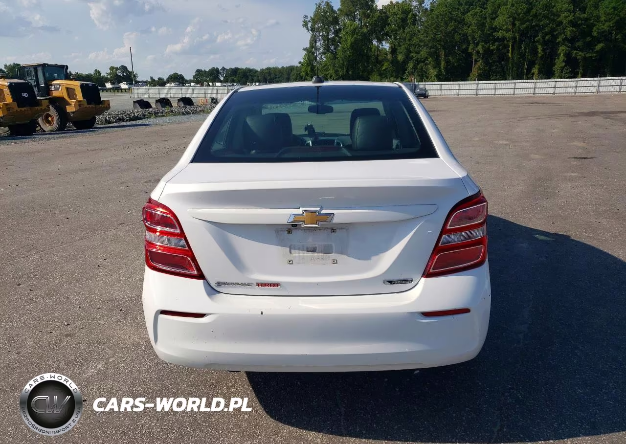 2018 Chevrolet Sonic Premier VIN:1G1JF5SB7J4141245 - 6