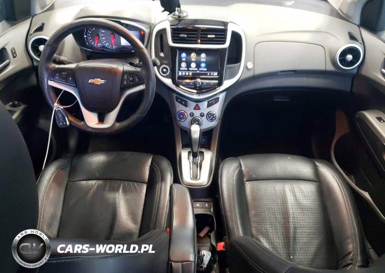 2018 Chevrolet Sonic Premier VIN:1G1JF5SB7J4141245 - 8