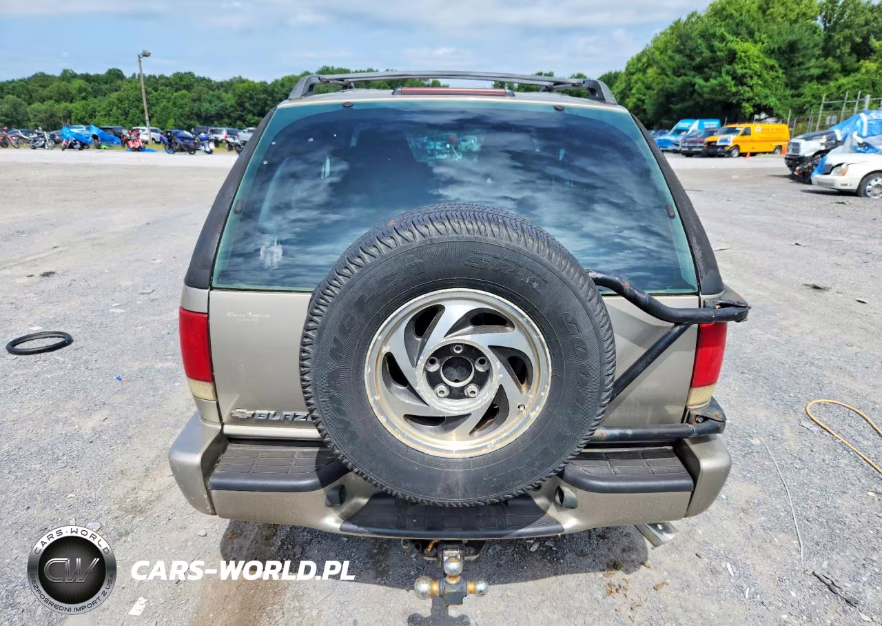 2000 Chevrolet Blazer VIN:1GNCT18W8YK117416 - 6