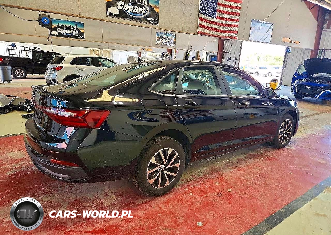 2025 Volkswagen Jetta S VIN:3VW5X7BUXSM018108 - 3