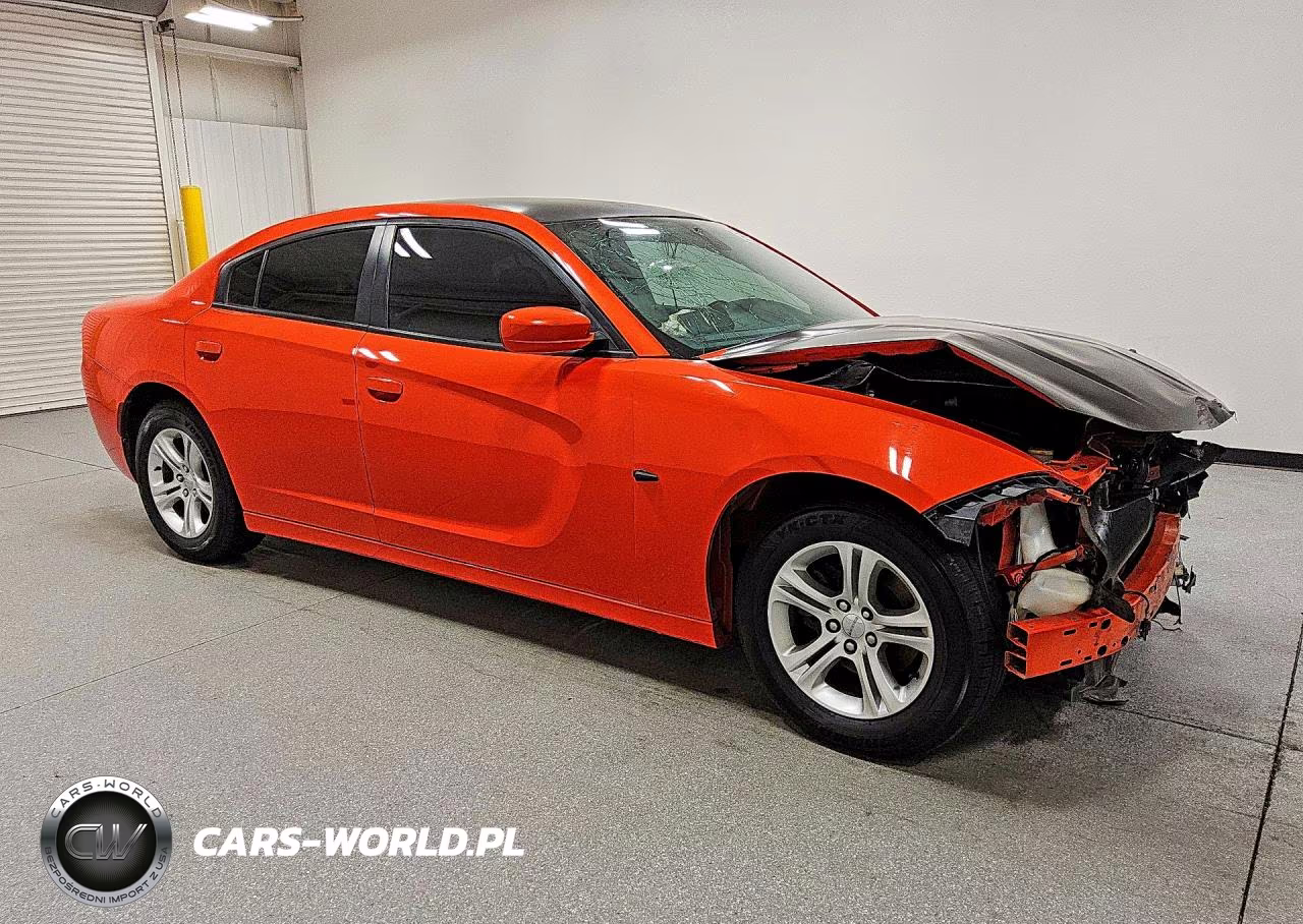 2020 Dodge Charger Sxt VIN:2C3CDXBG9LH153615 - 4