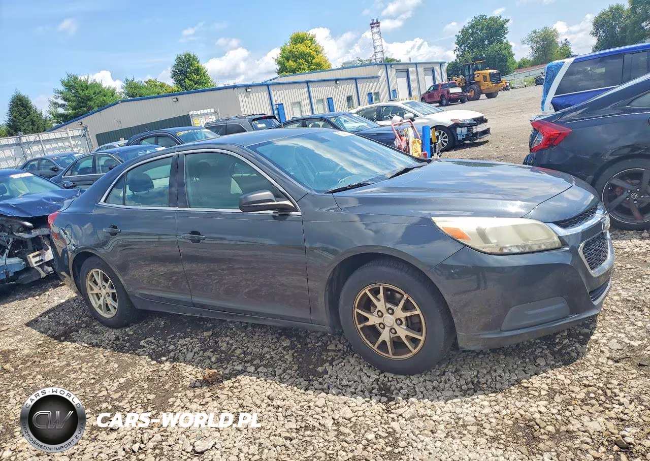 2014 Chevrolet Malibu Ls VIN:1G11A5SL5EF202917 - 4