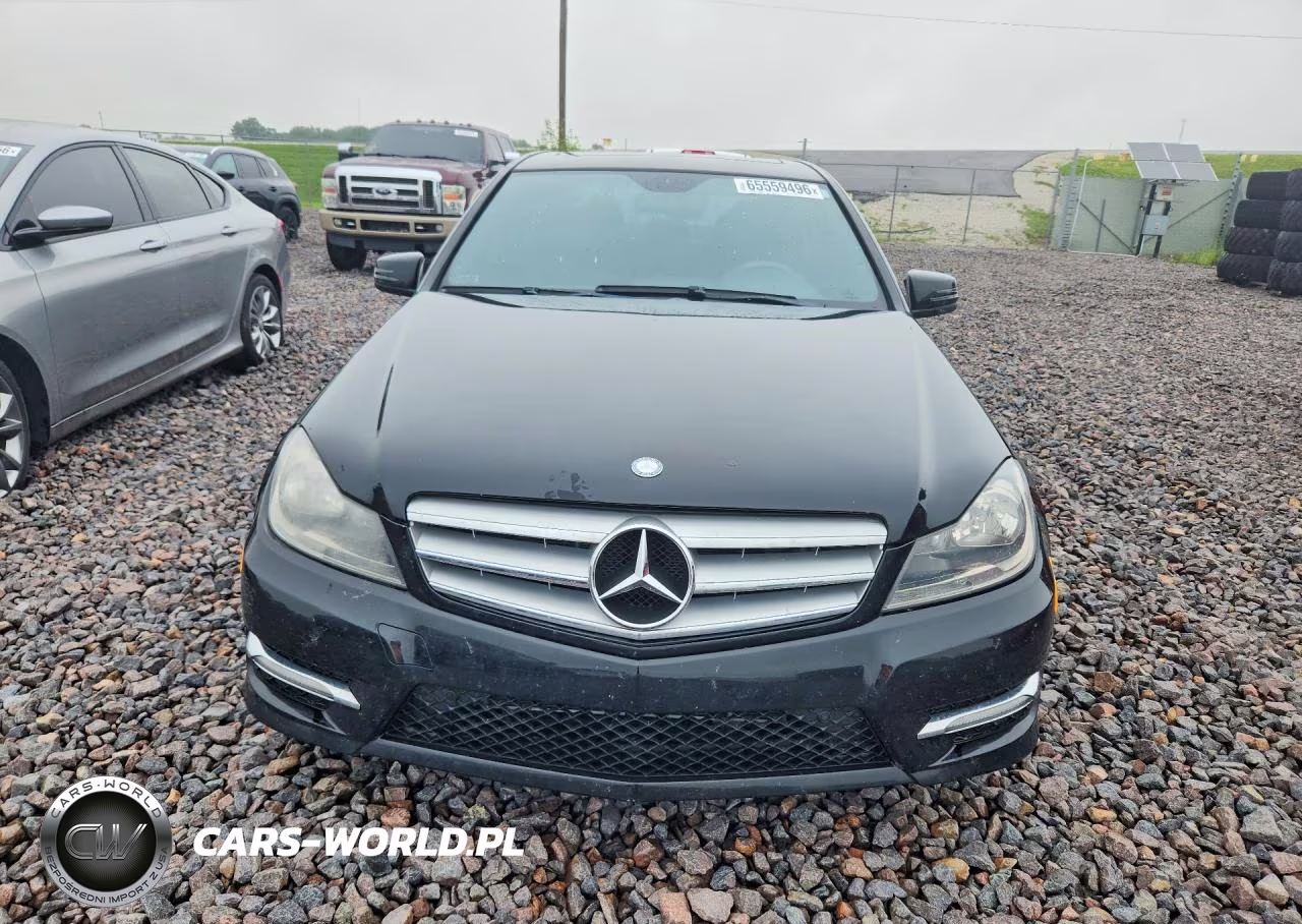 2012 Mercedes-Benz C 300 4Matic VIN:WDDGF8BB5CA683327 - 5