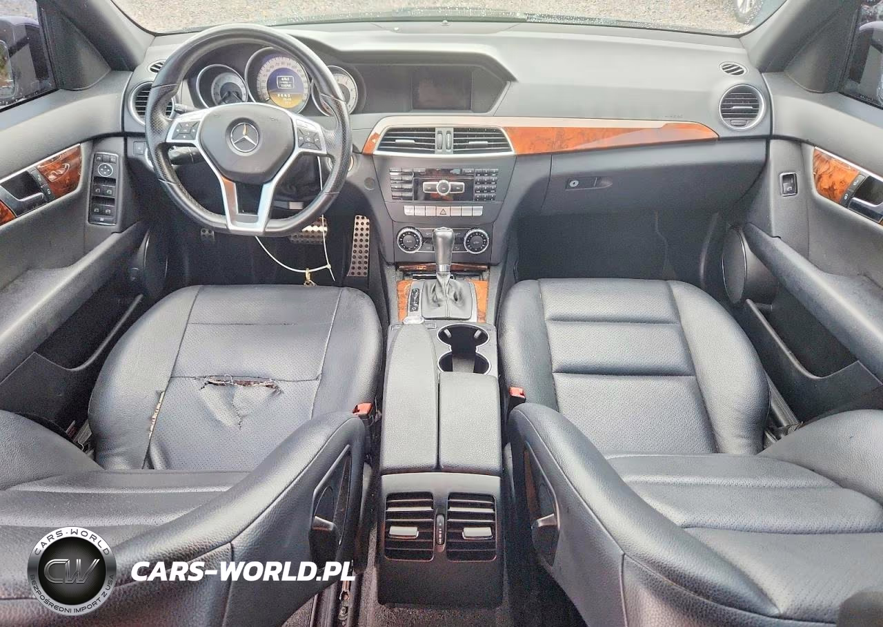 2012 Mercedes-Benz C 300 4Matic VIN:WDDGF8BB5CA683327 - 8