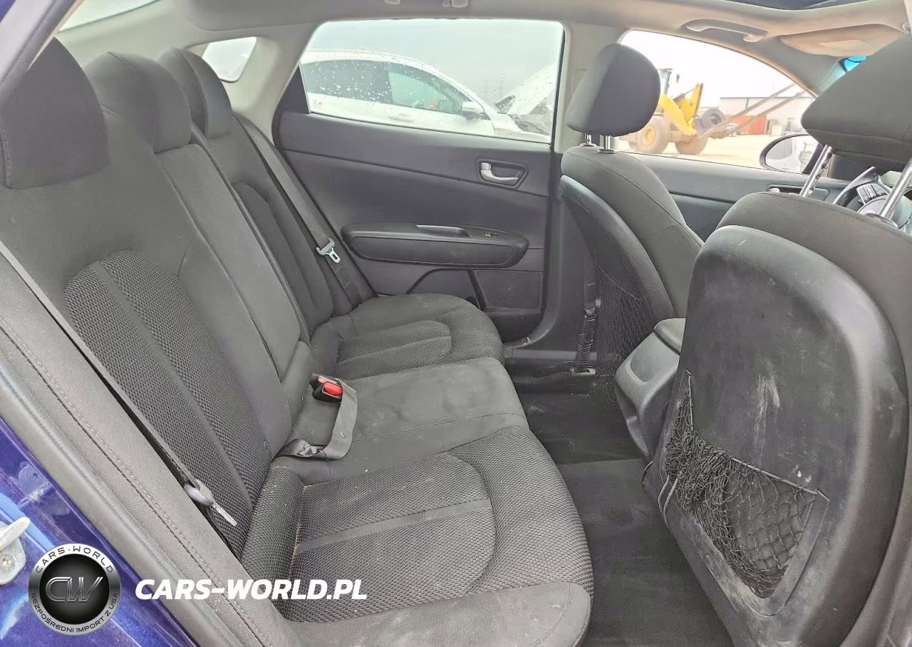 2019 Kia Optima Lx VIN:5XXGT4L30KG319869 - 10