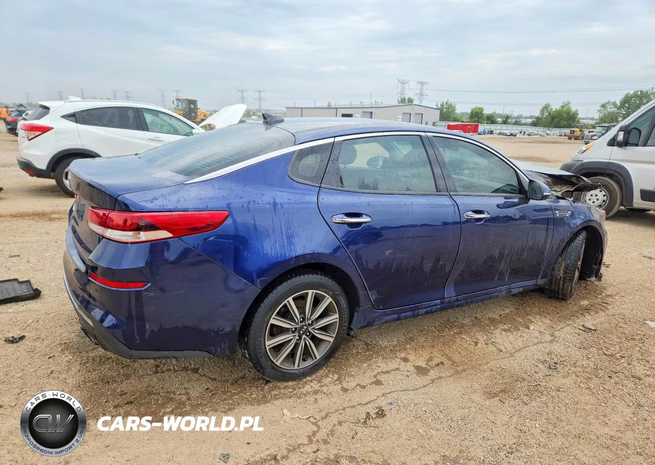 2019 Kia Optima Lx VIN:5XXGT4L30KG319869 - 3