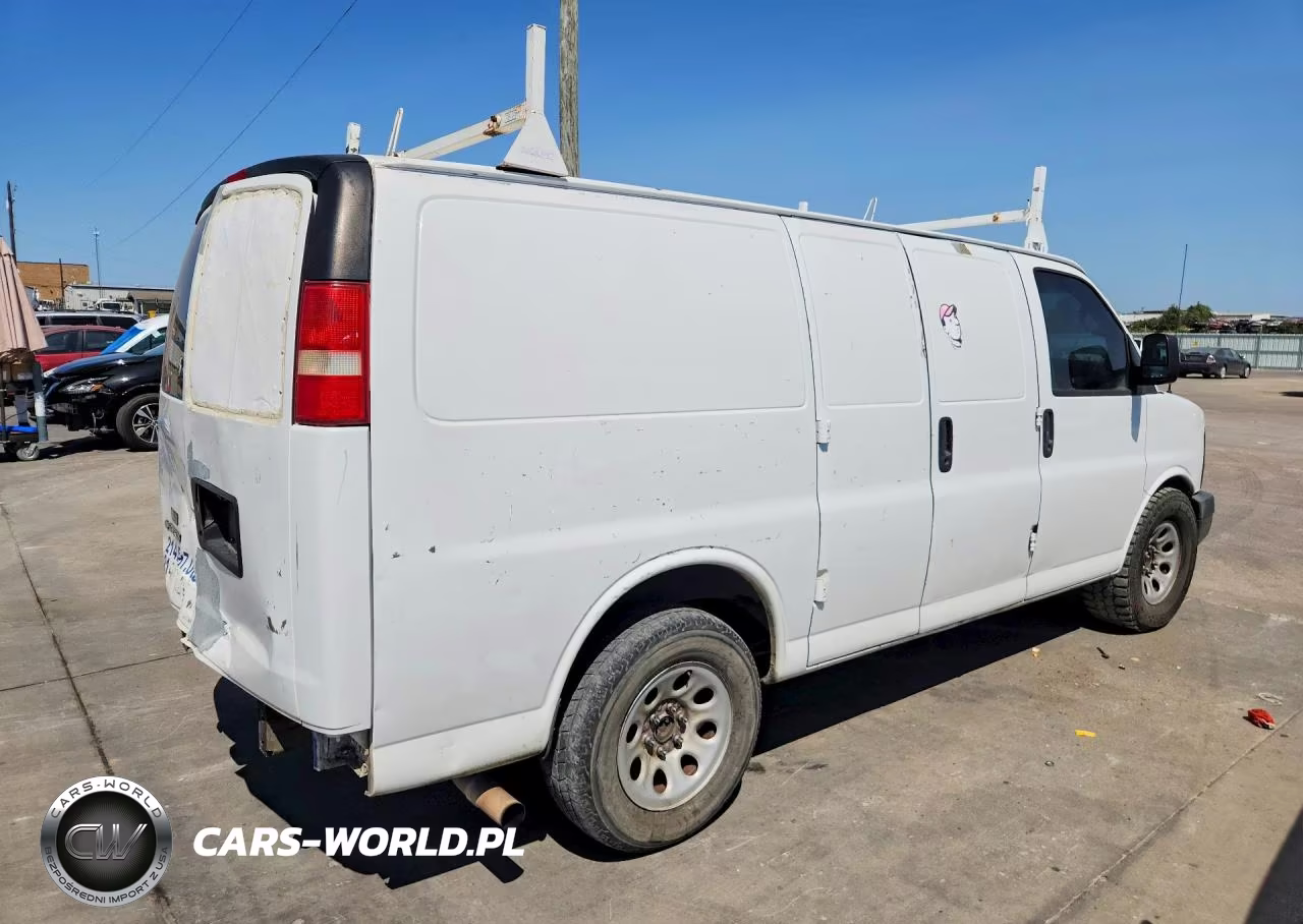 2012 Chevrolet Express G1500 VIN:1GCSGAFX8C1138804 - 3