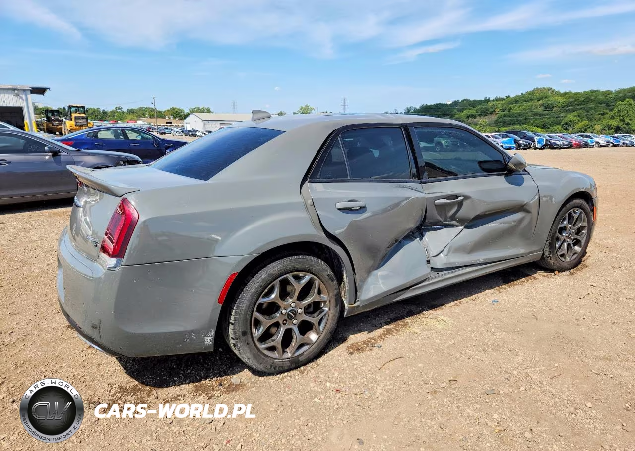2017 Chrysler 300 S VIN:2C3CCAGG1HH628772 - 3