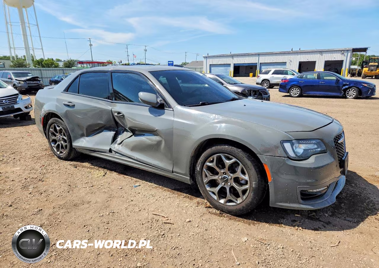 2017 Chrysler 300 S VIN:2C3CCAGG1HH628772 - 4
