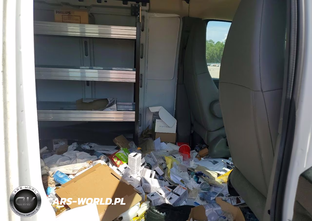 2020 Chevrolet Express G2500 VIN:1GCWGAFGXL1237707 - 10
