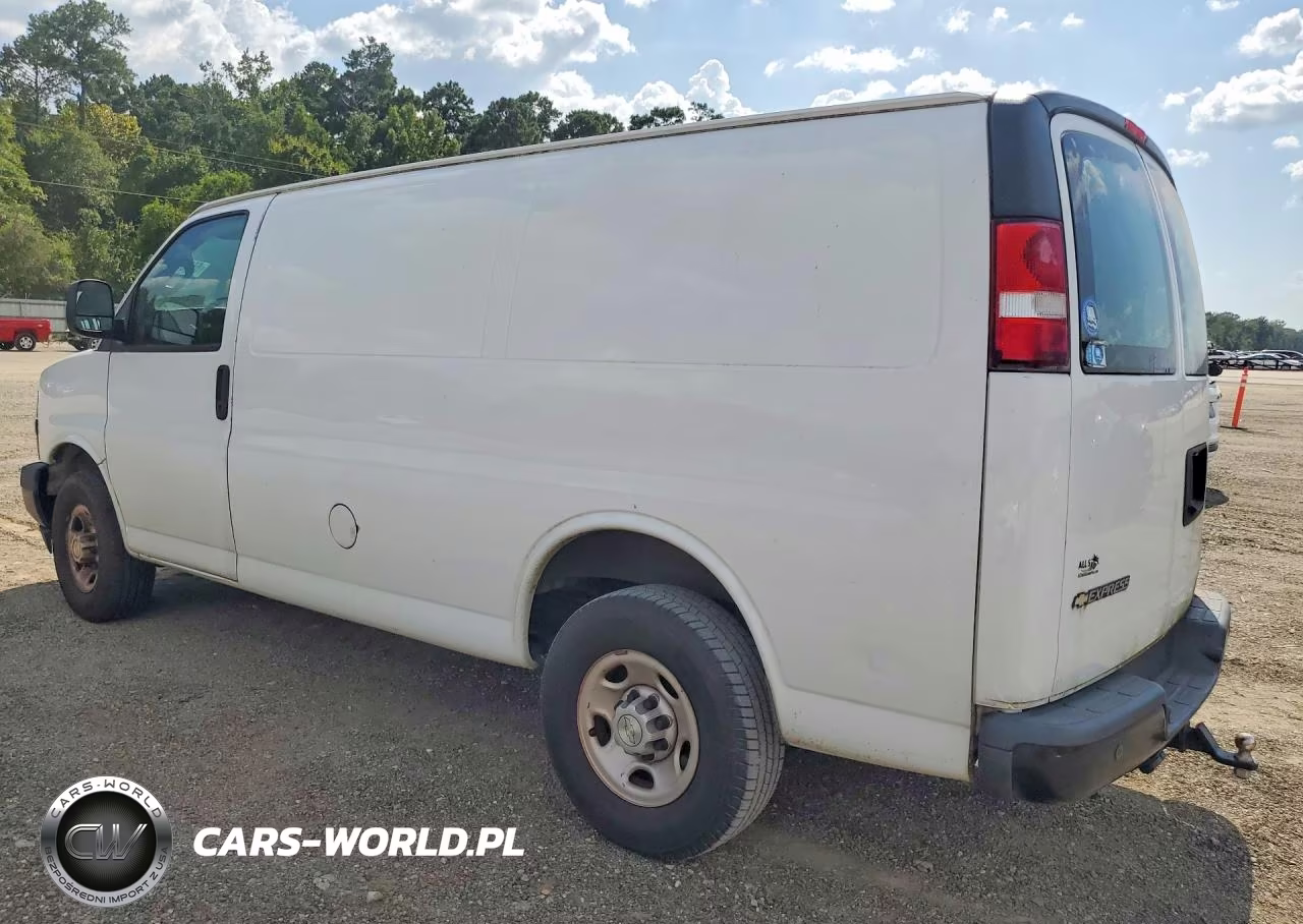 2020 Chevrolet Express G2500 VIN:1GCWGAFGXL1237707 - 2