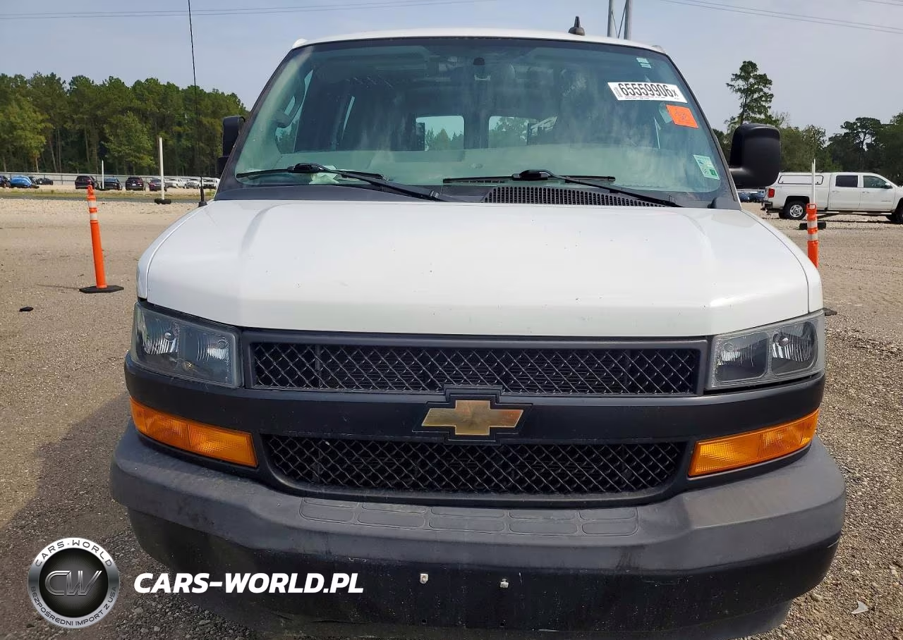 2020 Chevrolet Express G2500 VIN:1GCWGAFGXL1237707 - 5