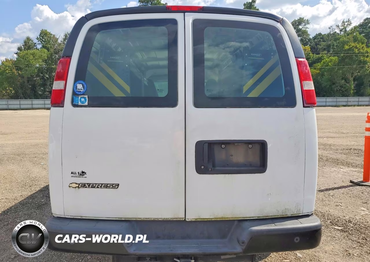 2020 Chevrolet Express G2500 VIN:1GCWGAFGXL1237707 - 6