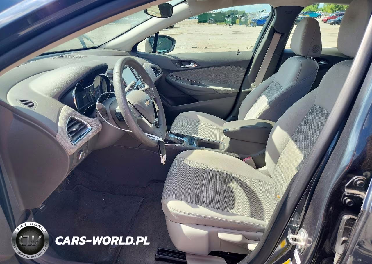 2018 Chevrolet Cruze Lt VIN:3G1BE6SM9JS647707 - 7