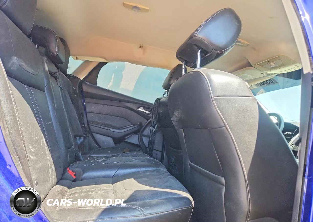 2014 Ford Focus Se VIN:1FADP3K23EL372361 - 10