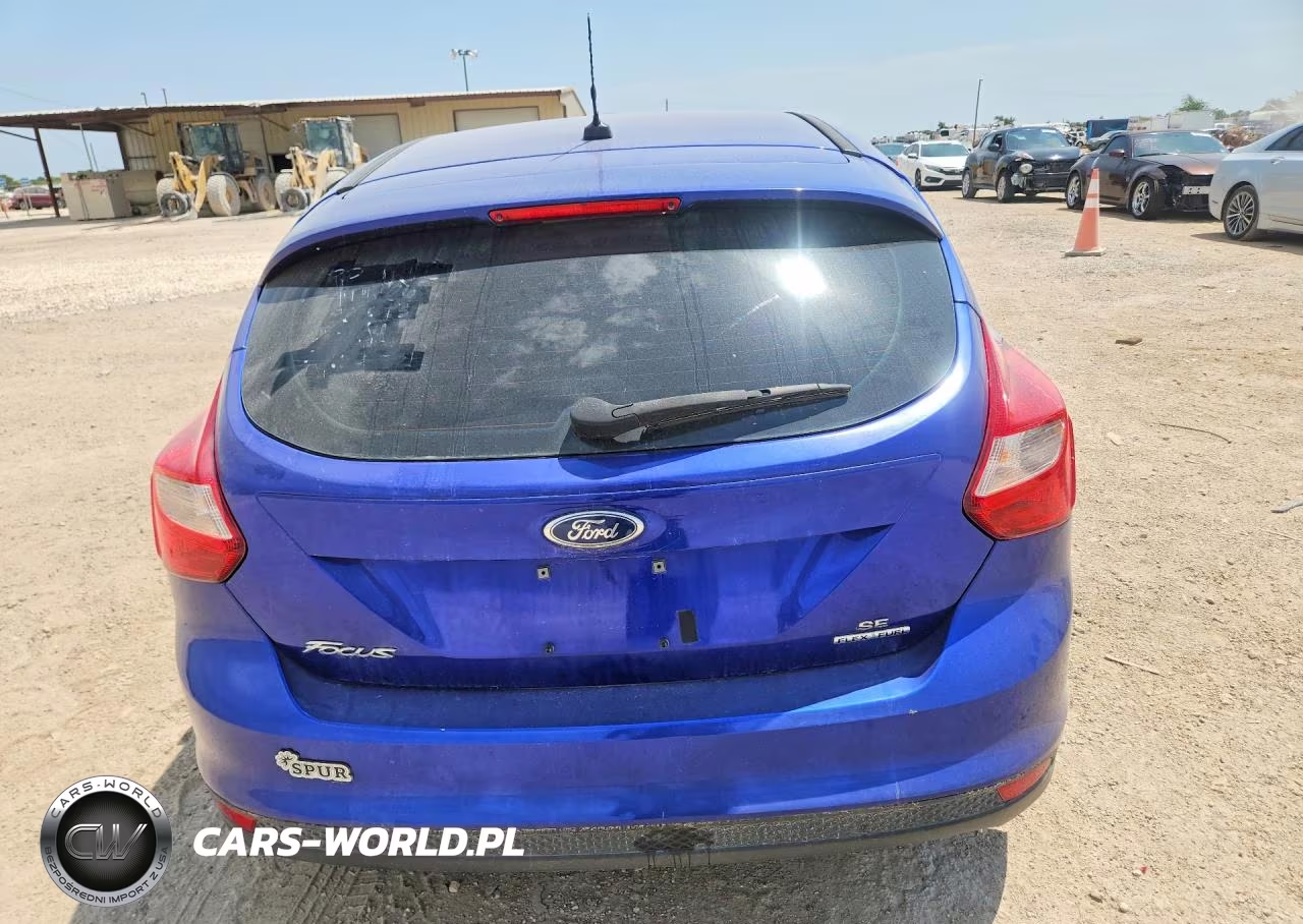 2014 Ford Focus Se VIN:1FADP3K23EL372361 - 6