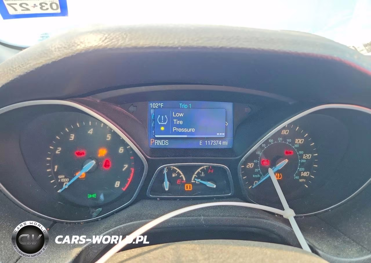 2014 Ford Focus Se VIN:1FADP3K23EL372361 - 9