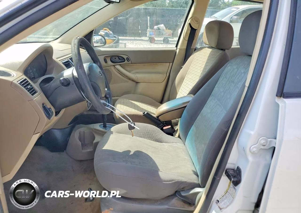 2007 Ford Focus Zx4 VIN:1FAHP34N27W176986 - 7