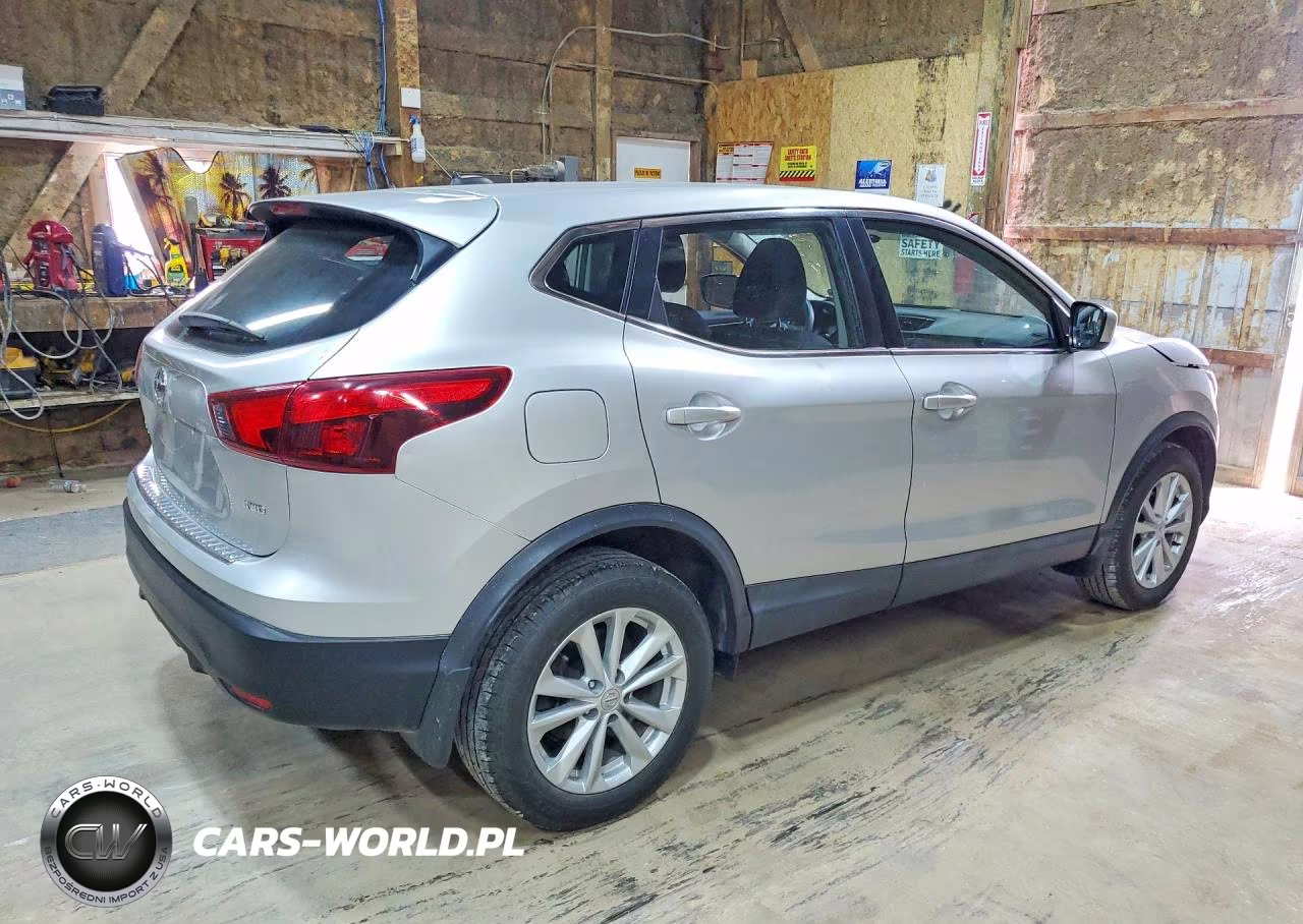 2017 Nissan Rogue Sport S VIN:JN1BJ1CR8HW119612 - 3