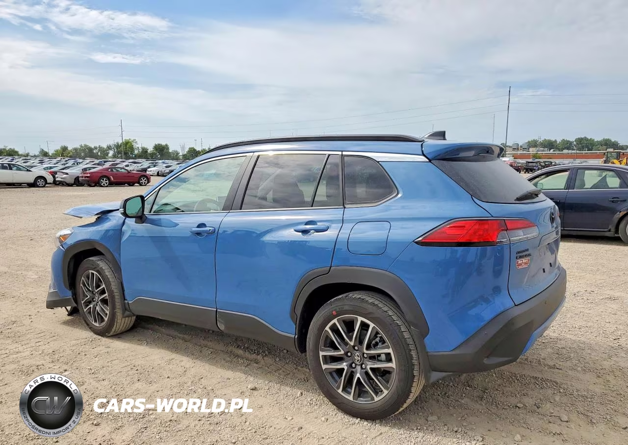 2026 Toyota Corolla Cross Xle VIN:7MUDAABG5TV179125 - 2