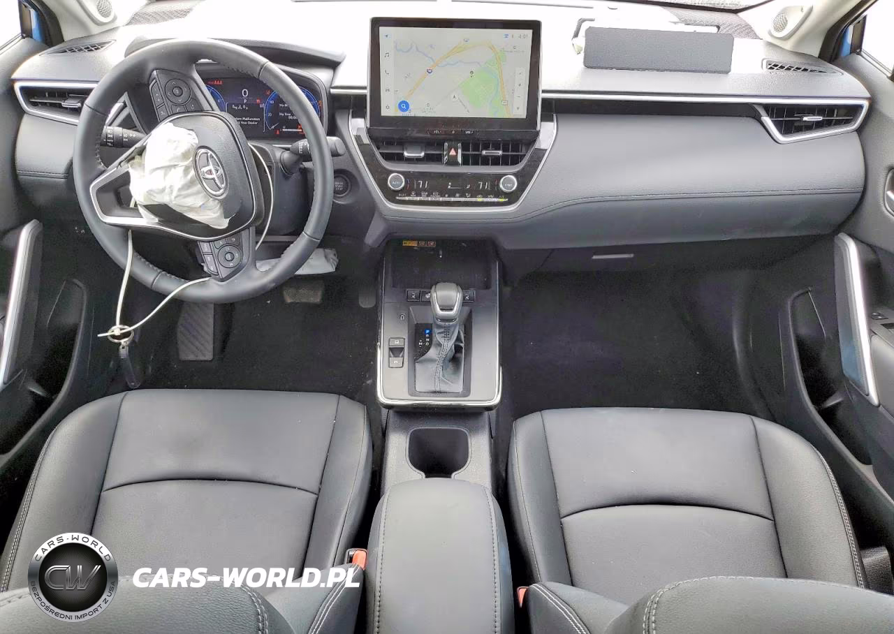 2026 Toyota Corolla Cross Xle VIN:7MUDAABG5TV179125 - 8