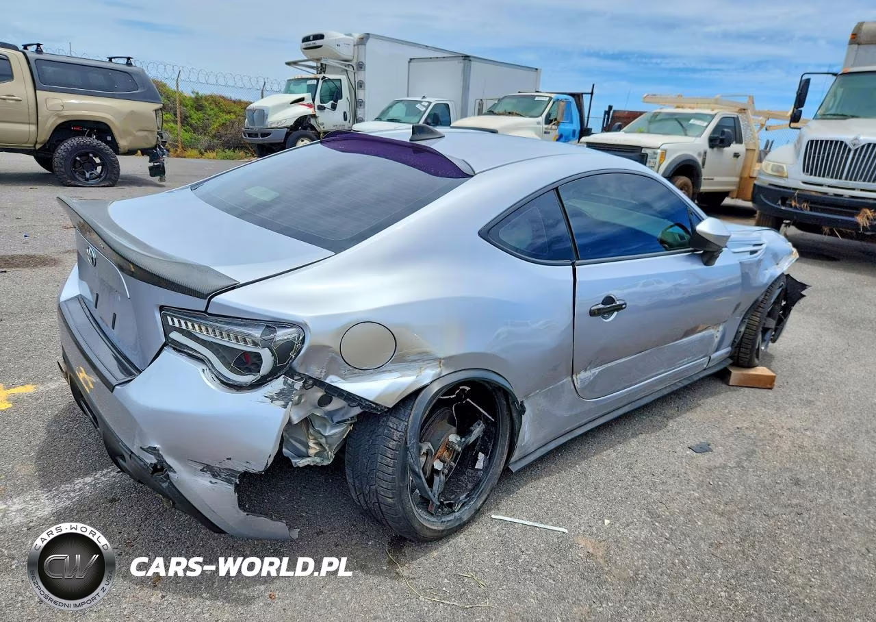 2017 Toyota 86 Base VIN:JF1ZNAA1XH8705543 - 3