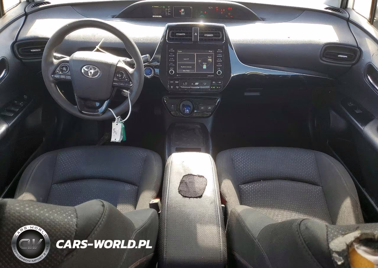 2021 Toyota Prius Le VIN:JTDKAMFU2M3152258 - 8