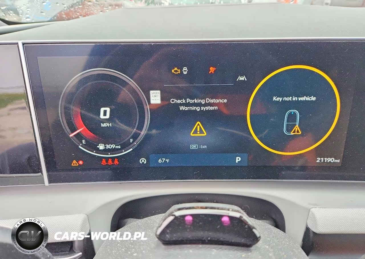 2025 Hyundai Tucson Limited VIN:5NMJECDE1SH518439 - 9