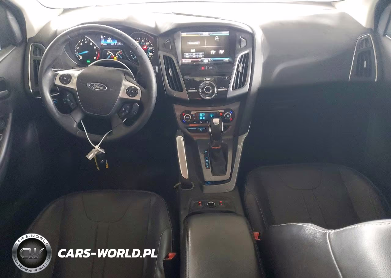 2013 Ford Focus Titanium VIN:1FADP3J27DL252062 - 8